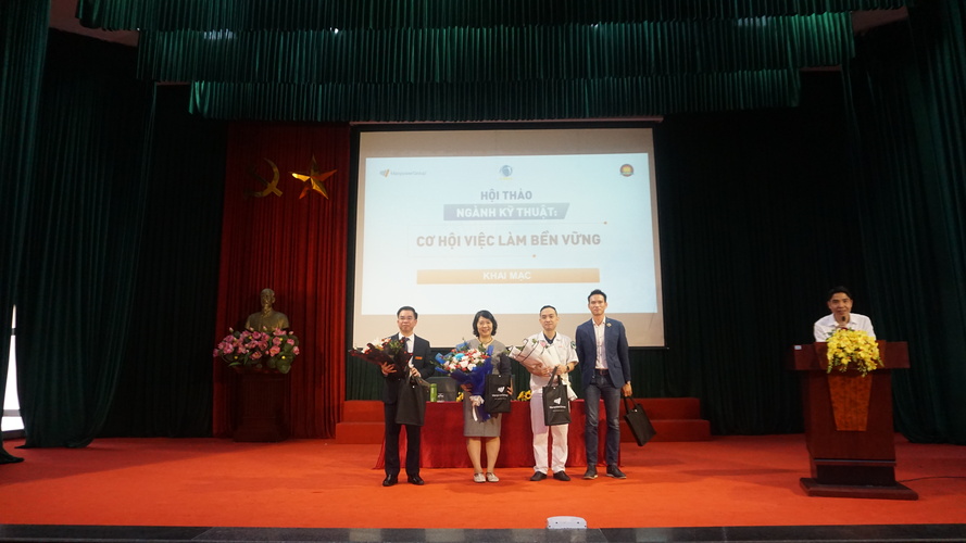 Hội thảo Ngành kỹ thuật: Cơ Hội Việc Làm Bền Vững