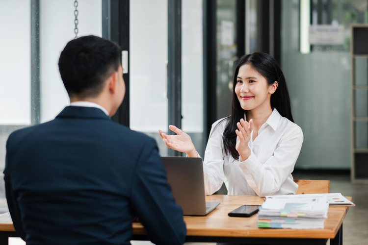 Những quan hệ tốt tại nơi làm việc có thể đem lại cho bạn rất nhiều lợi ích