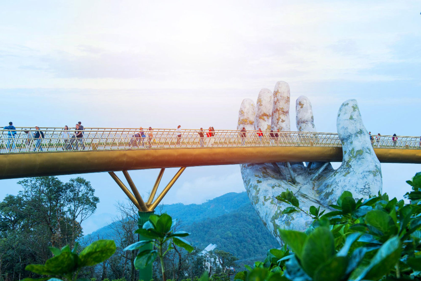 Everything about Vietnam work culture when working in Vietnam Danang