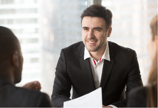 A headhunter in discussion of headhunter service and how Manpower Vietnam’s headhunter service help the company build talent strategy and achieve the goals