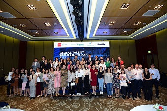 ManpowerGroup Vietnam discussed 2023 Future of work trends together with leading international organizations