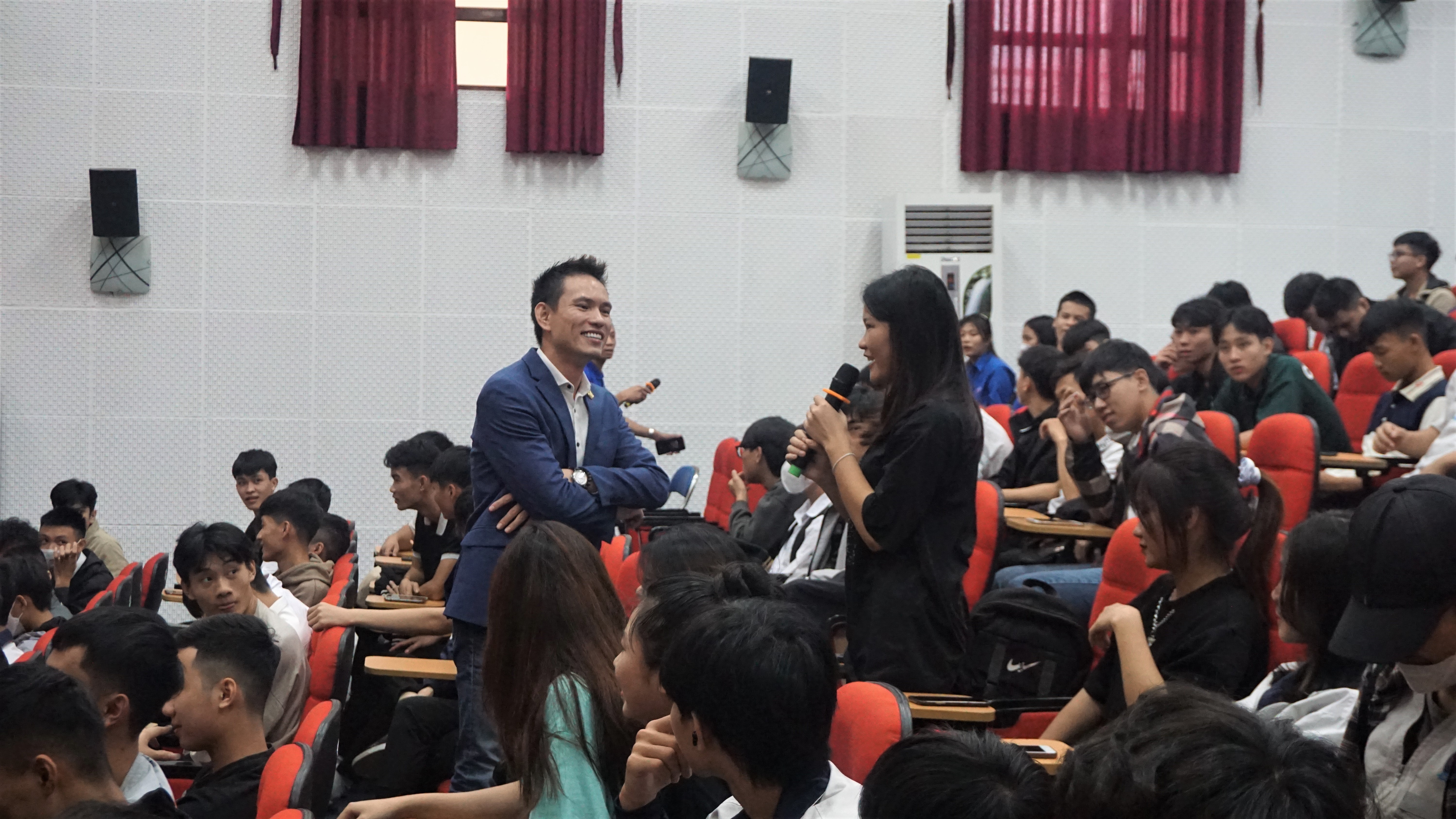 Hội thảo Ngành kỹ thuật: Cơ Hội Việc Làm Bền Vững