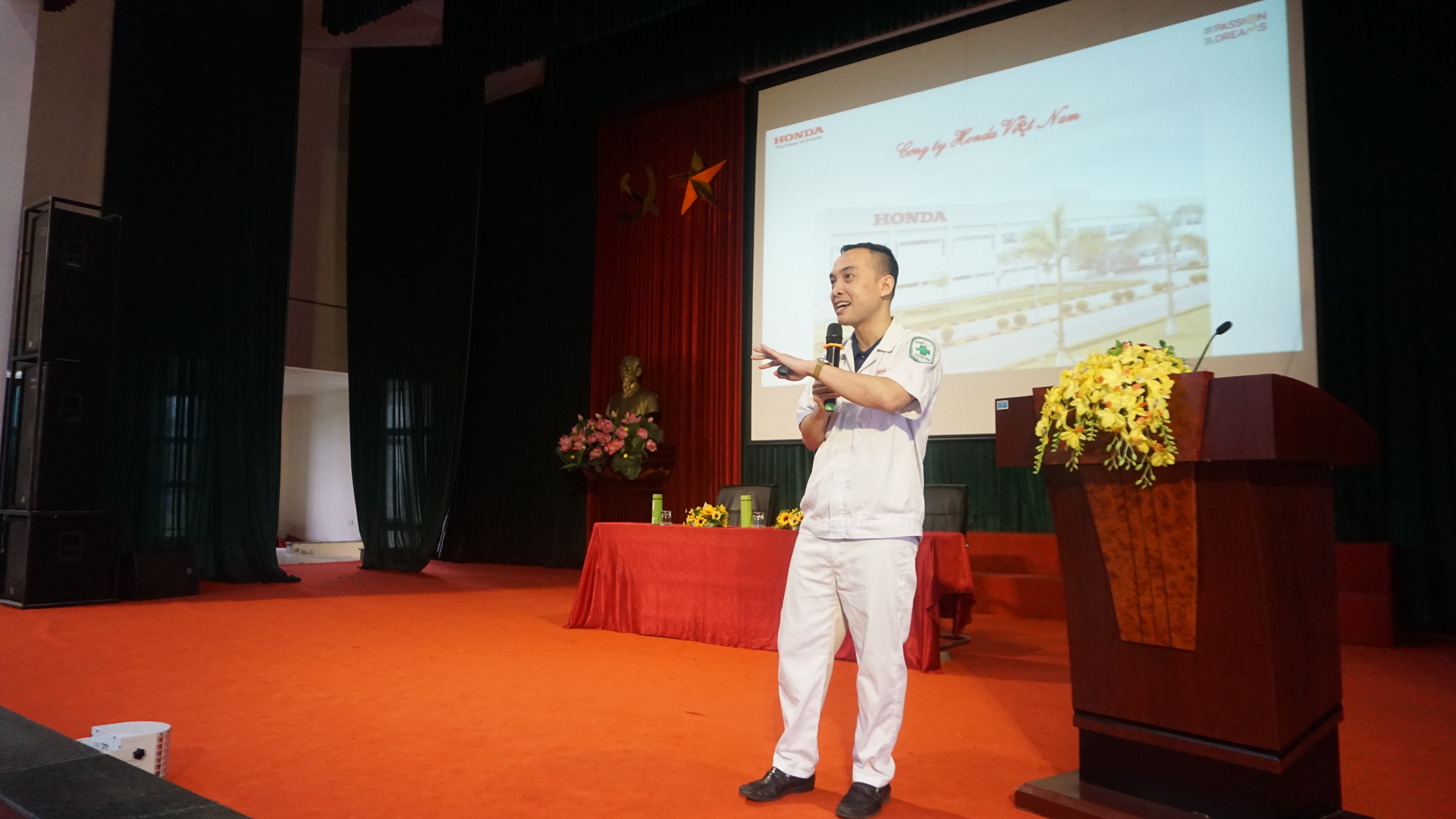 Hội thảo Ngành kỹ thuật: Cơ Hội Việc Làm Bền Vững
