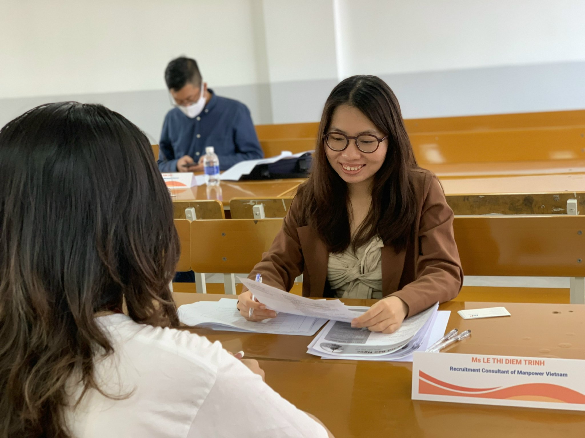 Ftu2 Career Fair Career Consulting By Manpower Group Vietnam 2