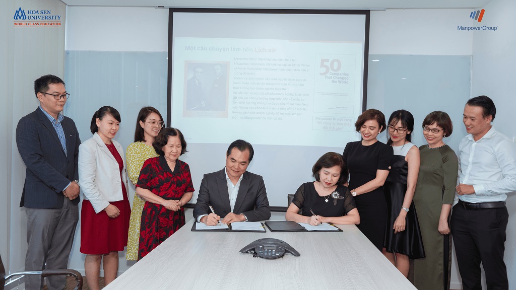 MOU signing ceremony between ManpowerGroup Vietnam and Hoa Sen University_1