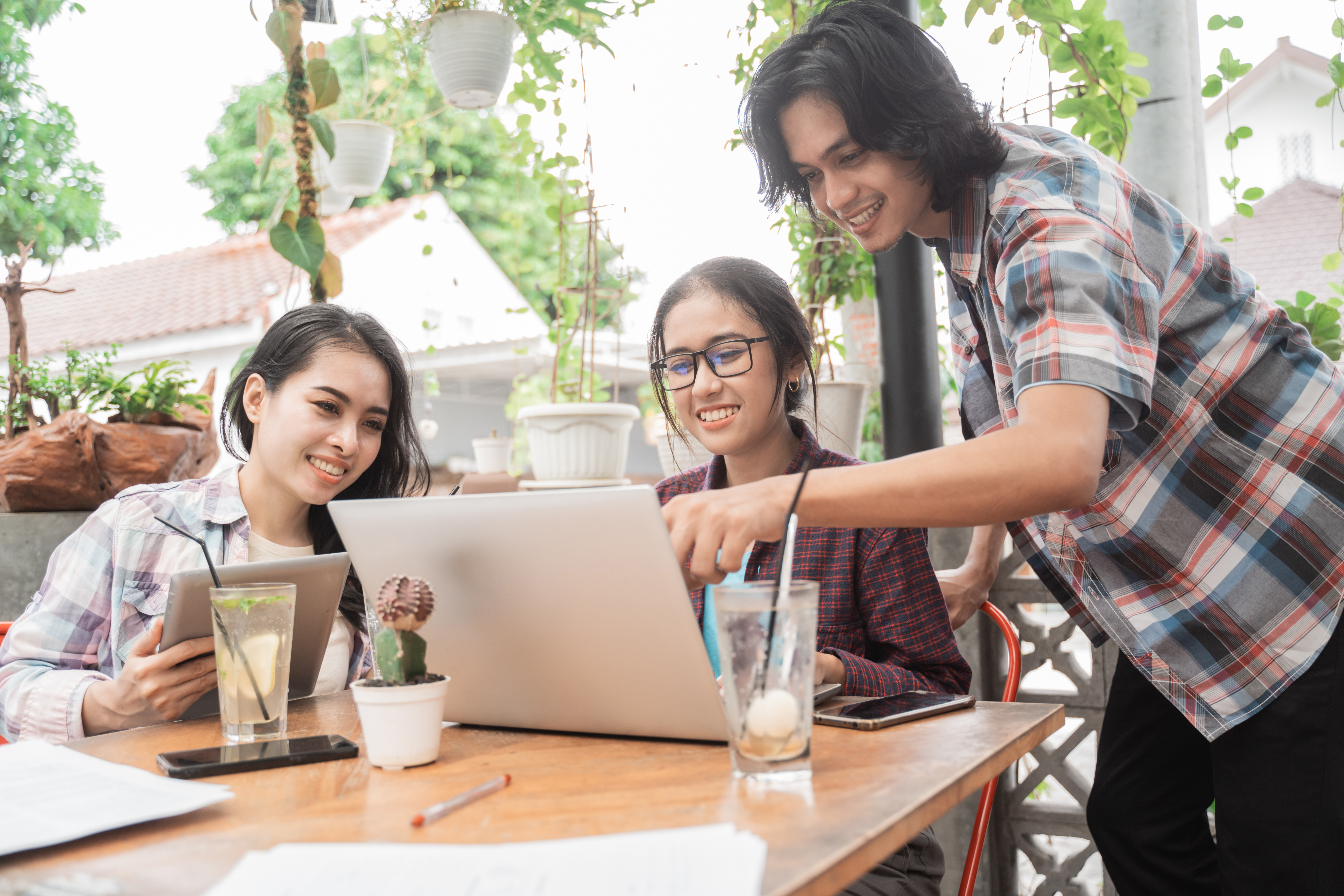 Gen Z - Thế hệ định hình thói quen mới nơi công sở