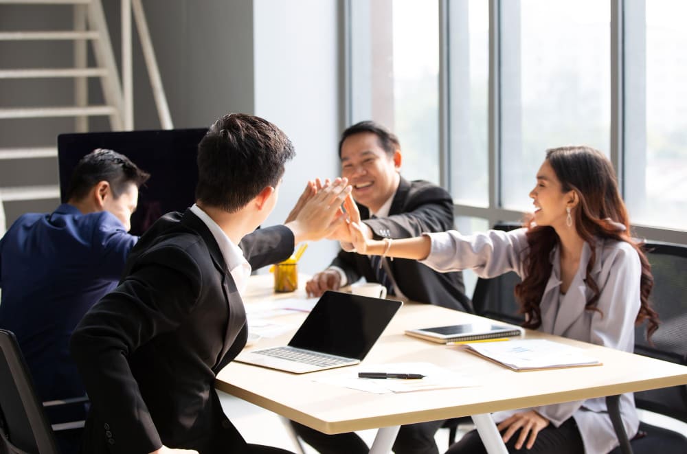 Global Headhunter agencies in Vietnam hiring success